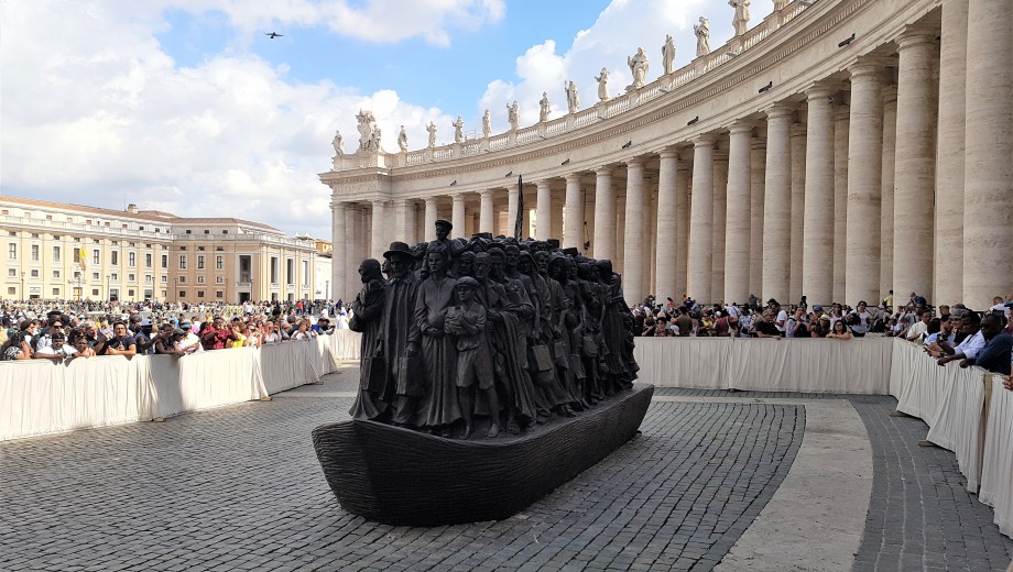 Angels Unaware, a sculpture by Timothy Schmalz depicting migrants throughout history, was unveiled in St. Peter's Square in September 2019.